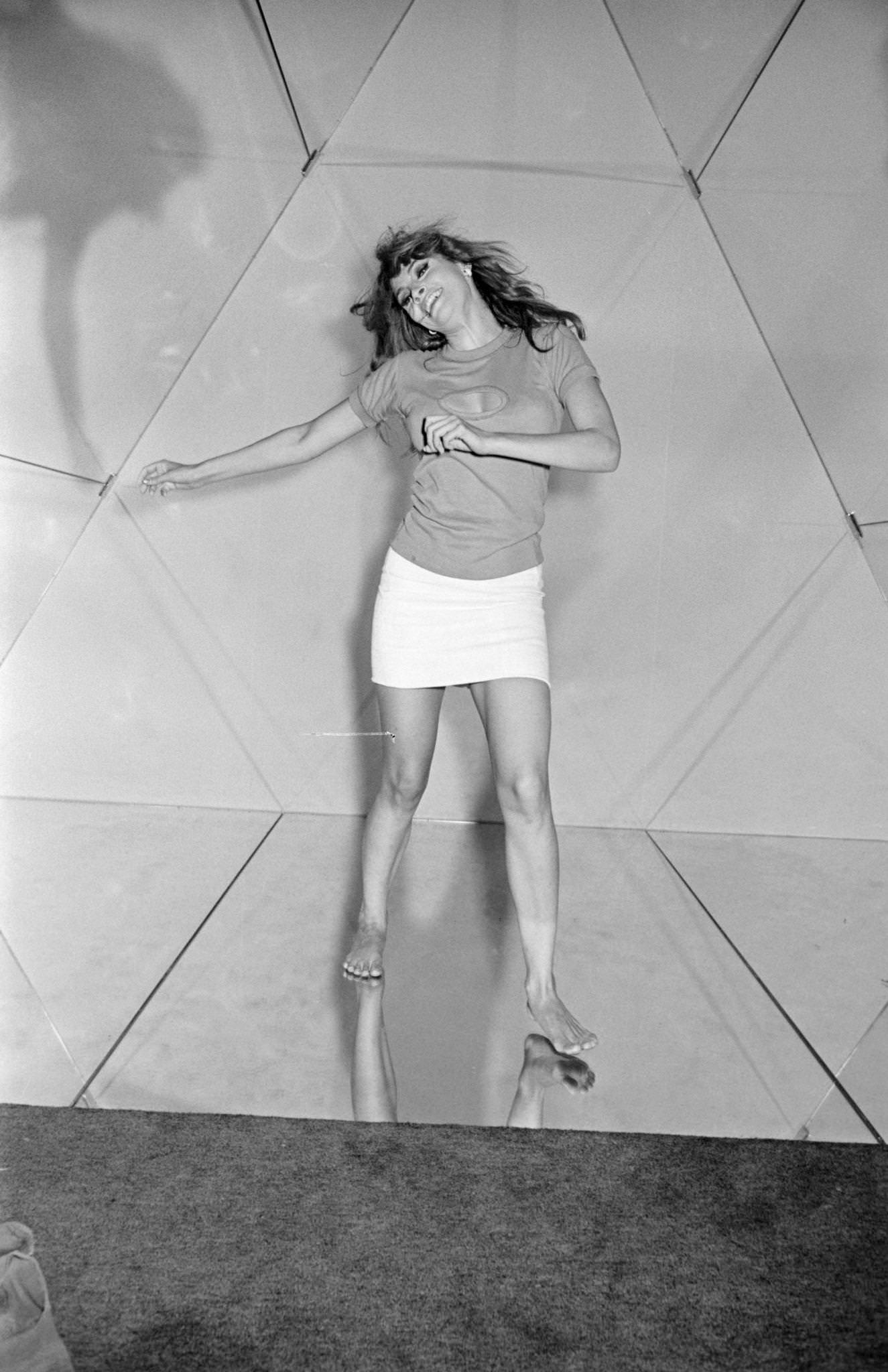 Raquel Welch In Saint-Tropez, Dancing Barefoot On A Mirror Dance Floor, Wearing A Short Skirt.