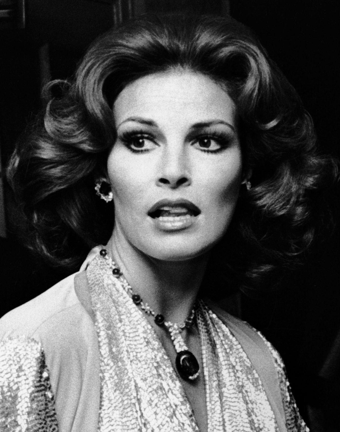 Raquel Welch Attends The &Amp;Quot;What Becomes A Legend Most&Amp;Quot; Gala At The Waldorf Astoria Hotel In New York City, November 15, 1974.