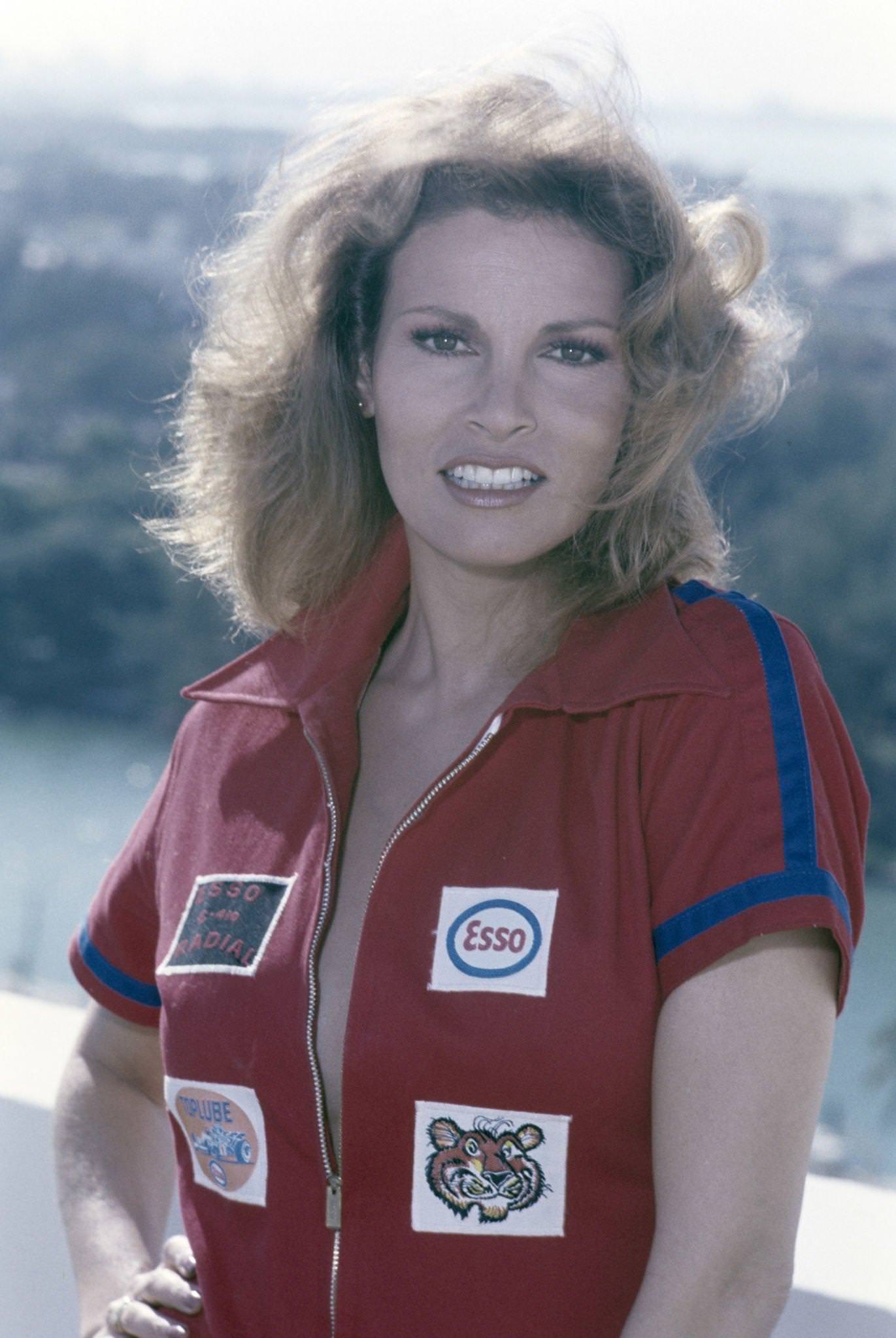 The Young and Beautiful Raquel Welch: A Look at Her Early Life and Career