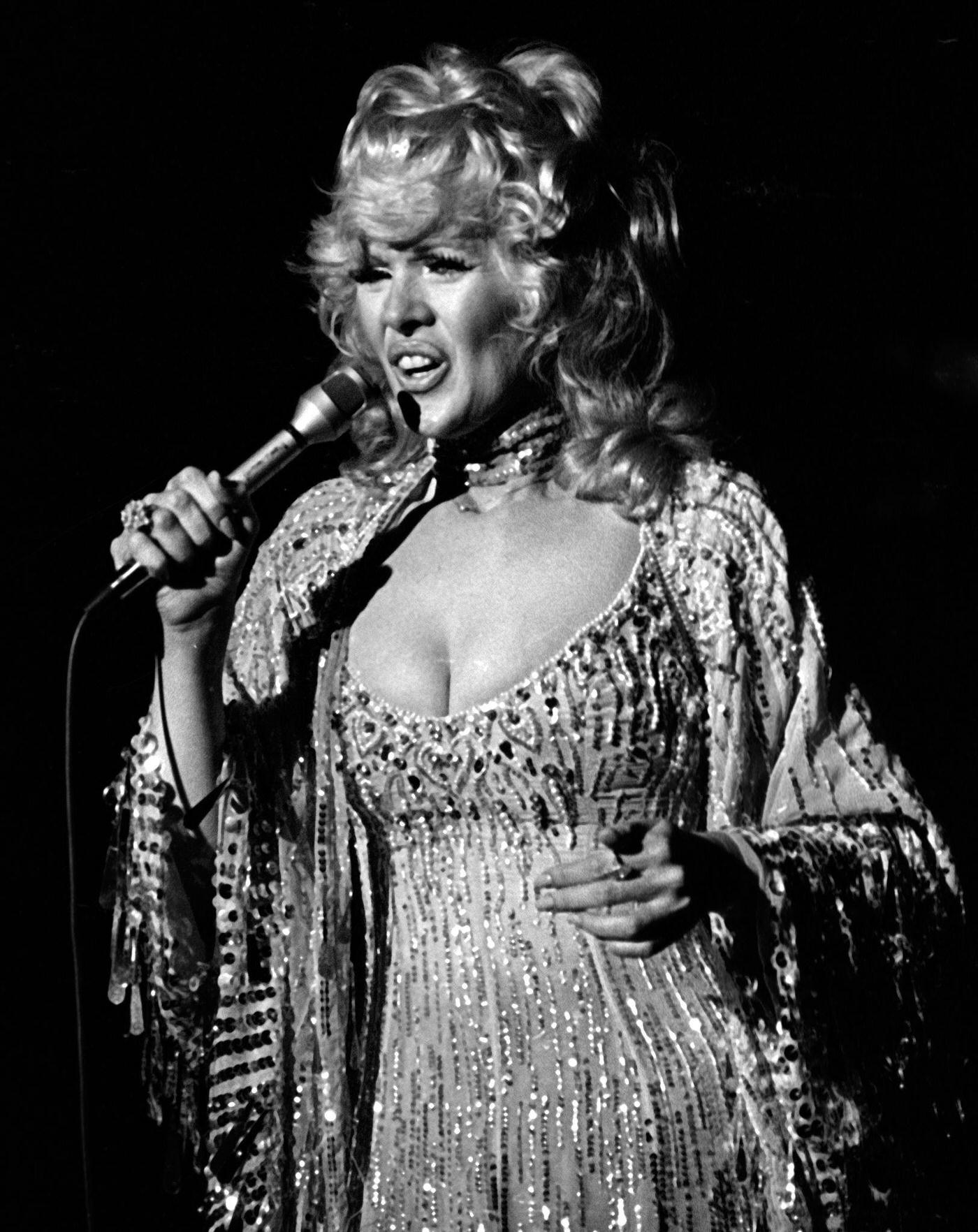 Connie Stevens At Prisoners Of War Benefit Dinner Gala, 1973