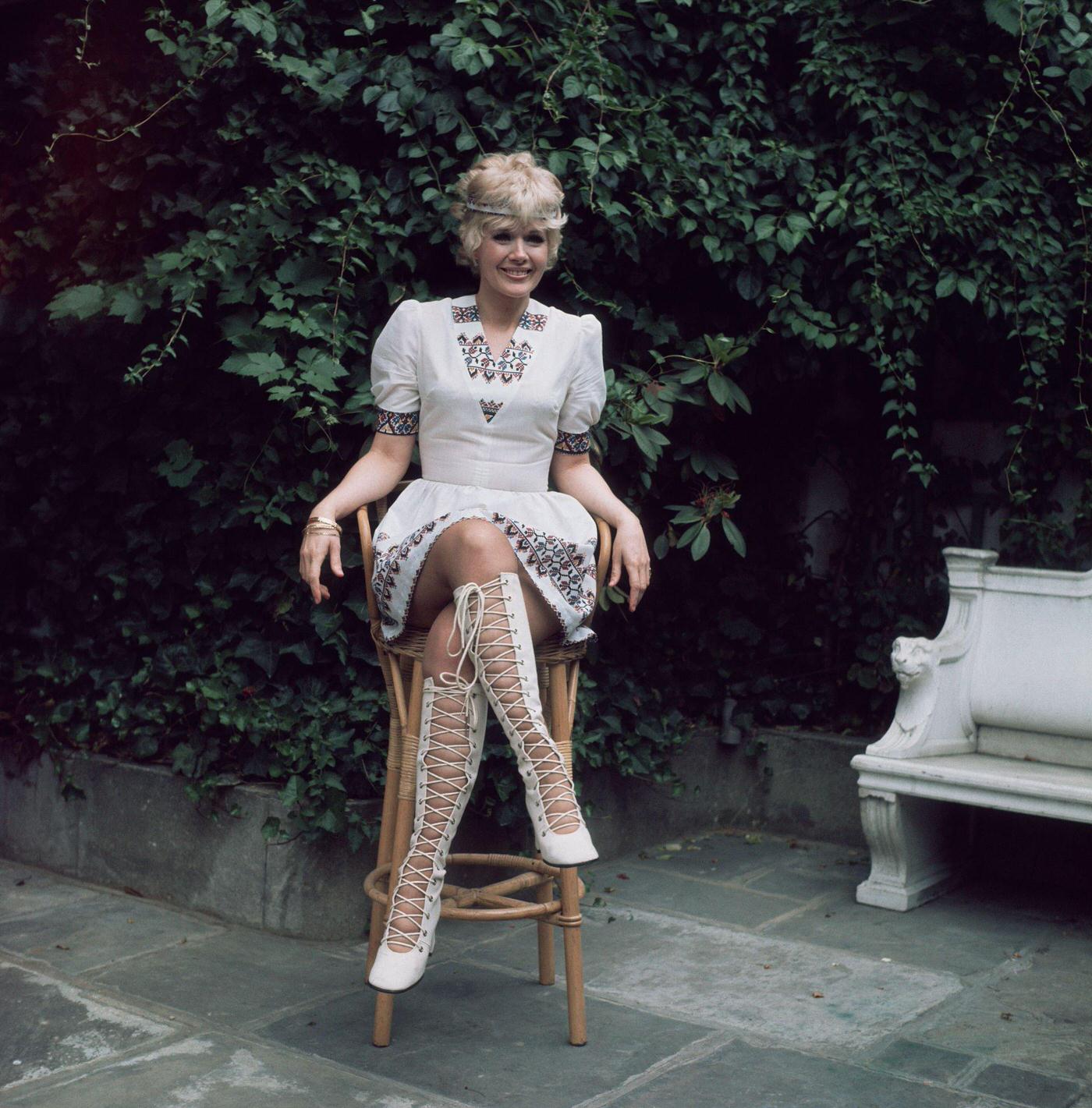 Connie Stevens, 1950S