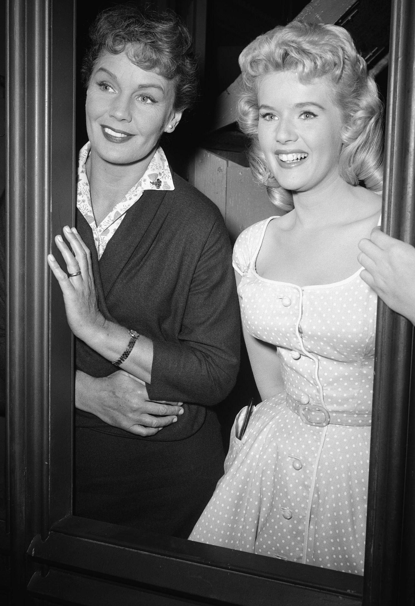 Frances Farmer With Connie Stevens, 1958