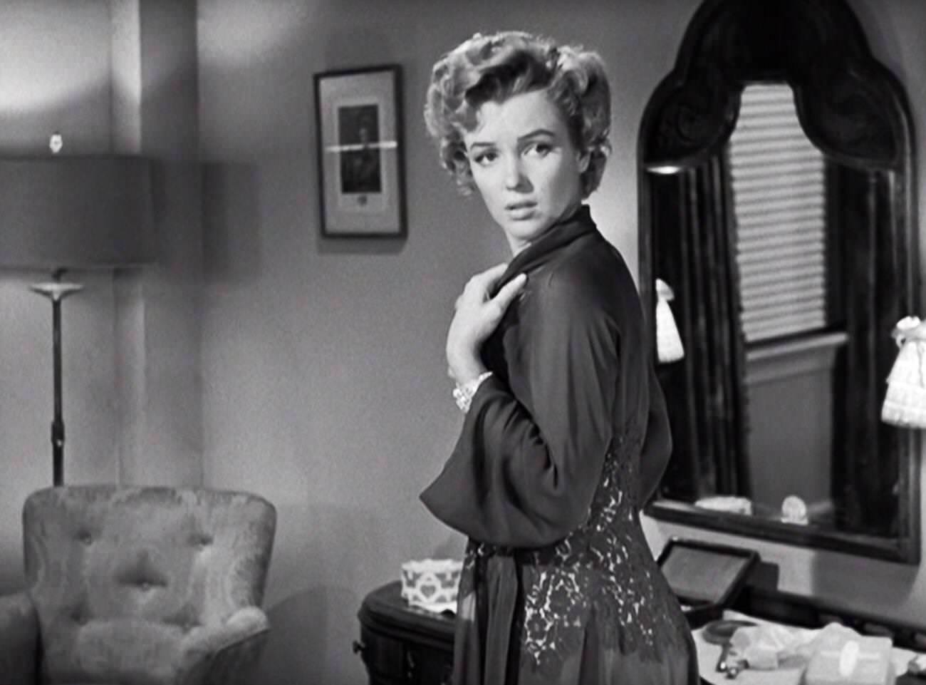 Scene From &Amp;Quot;Don'T Bother To Knock&Amp;Quot; With Marilyn Monroe, 1952.