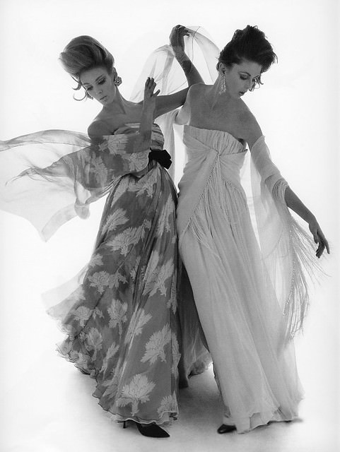 Model And Dorothea Mcgowan In Evening Gowns By Scaasi And Sarmi, 1961