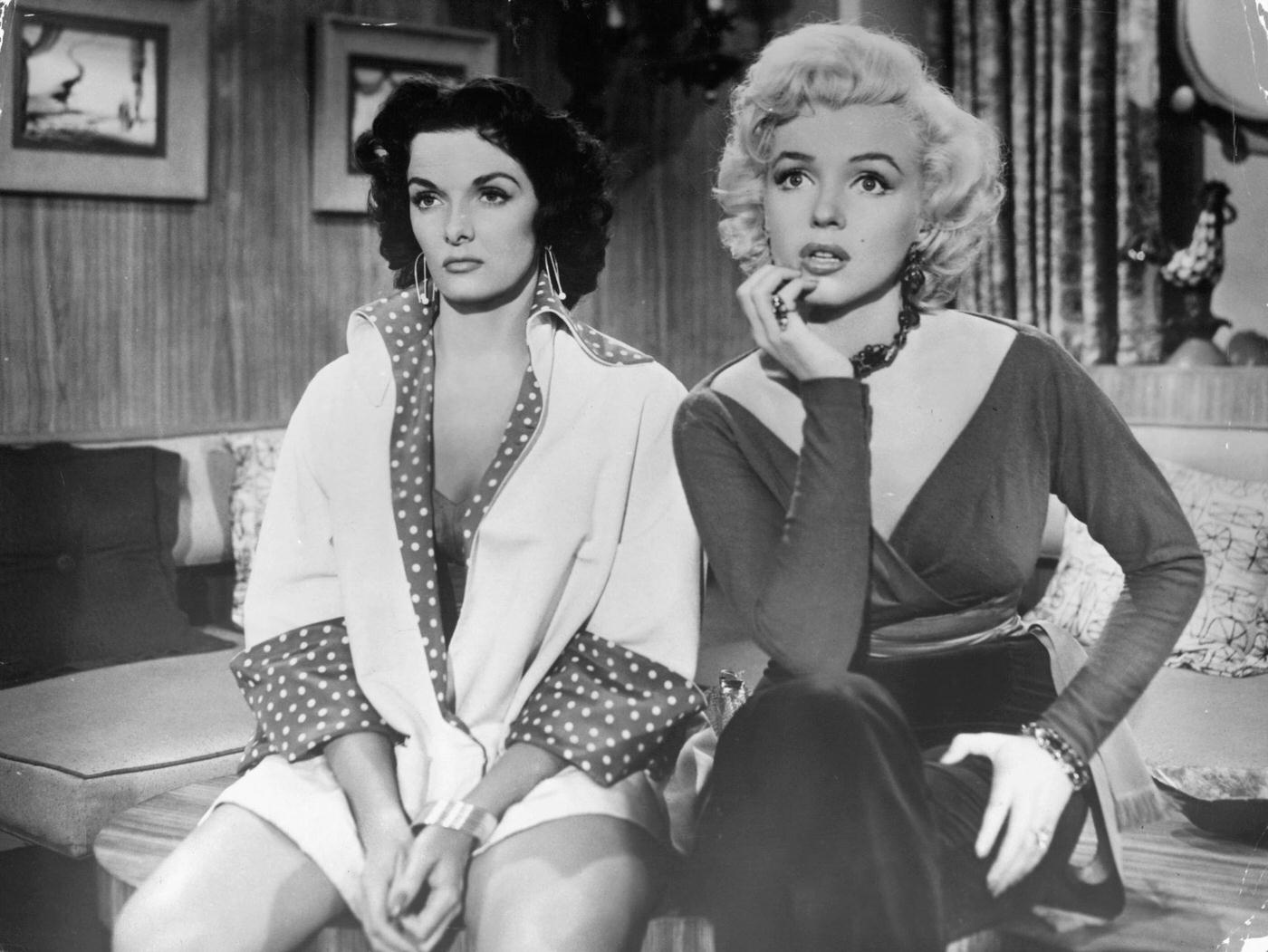 Jane Russell And Marilyn Monroe In A Scene From &Amp;Quot;Gentlemen Prefer Blondes,&Amp;Quot; 1953.