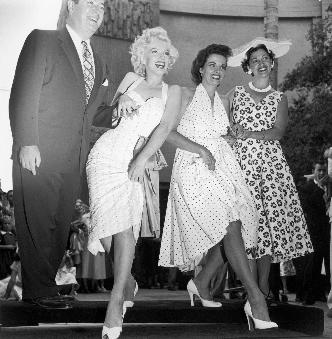 Marilyn Monroe And Jane Russell Imprint Shoes In Wet Cement At Grauman'S Chinese Theater, 1953.