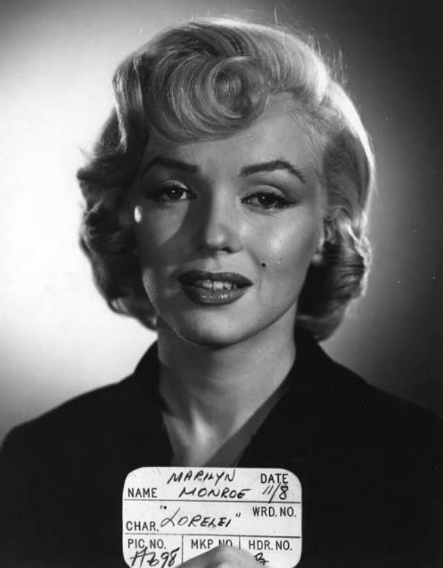 A Peek Inside Monroe’s Wardrobe And Hair Tests For ‘Gentlemen Prefer Blondes’ (1953)