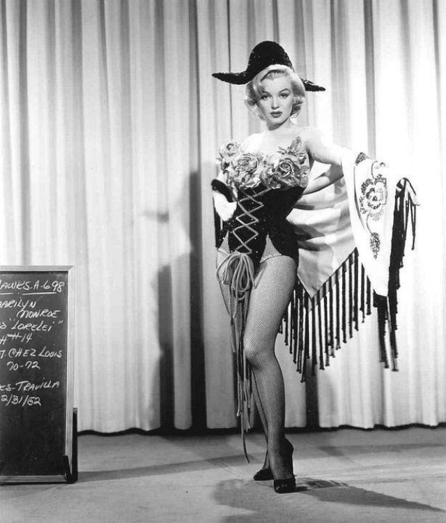 A Peek Inside Monroe’s Wardrobe And Hair Tests For ‘Gentlemen Prefer Blondes’ (1953)