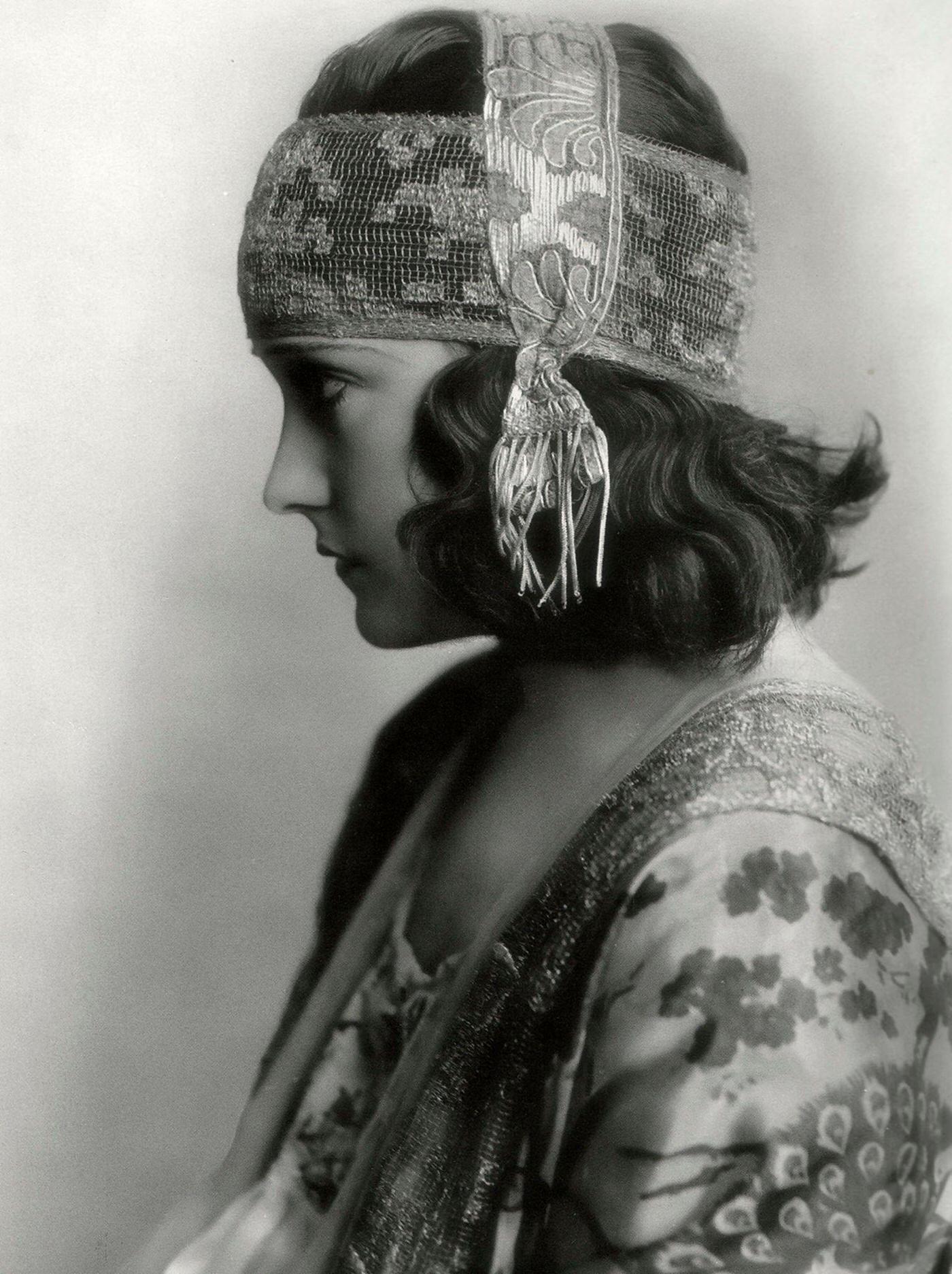 Actress Gloria Swanson In The Movie &Amp;Quot;Don'T Change Your Husband.&Amp;Quot;