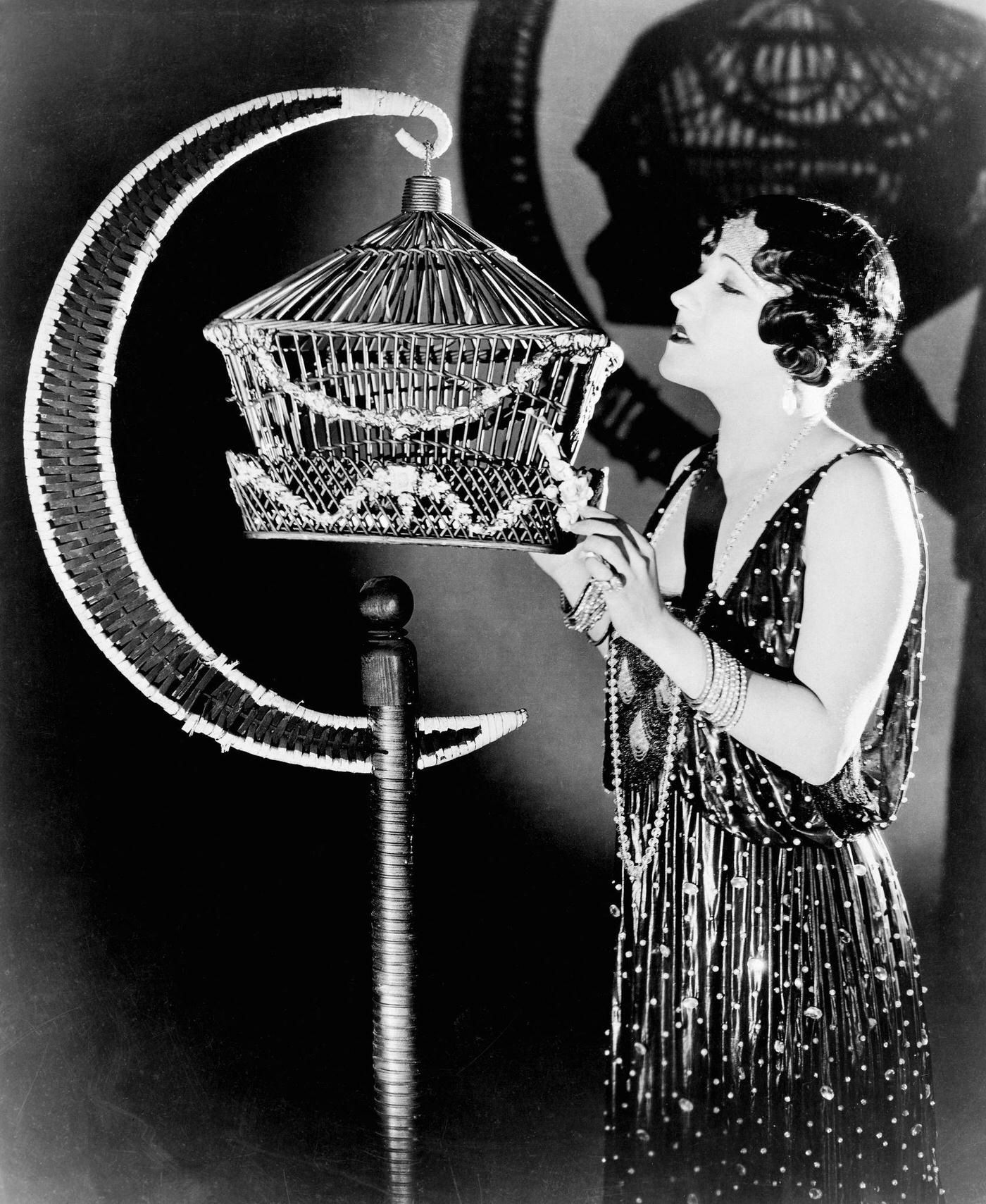 Gloria Swanson In A Scene From &Amp;Quot;Her Gilded Cage.&Amp;Quot;