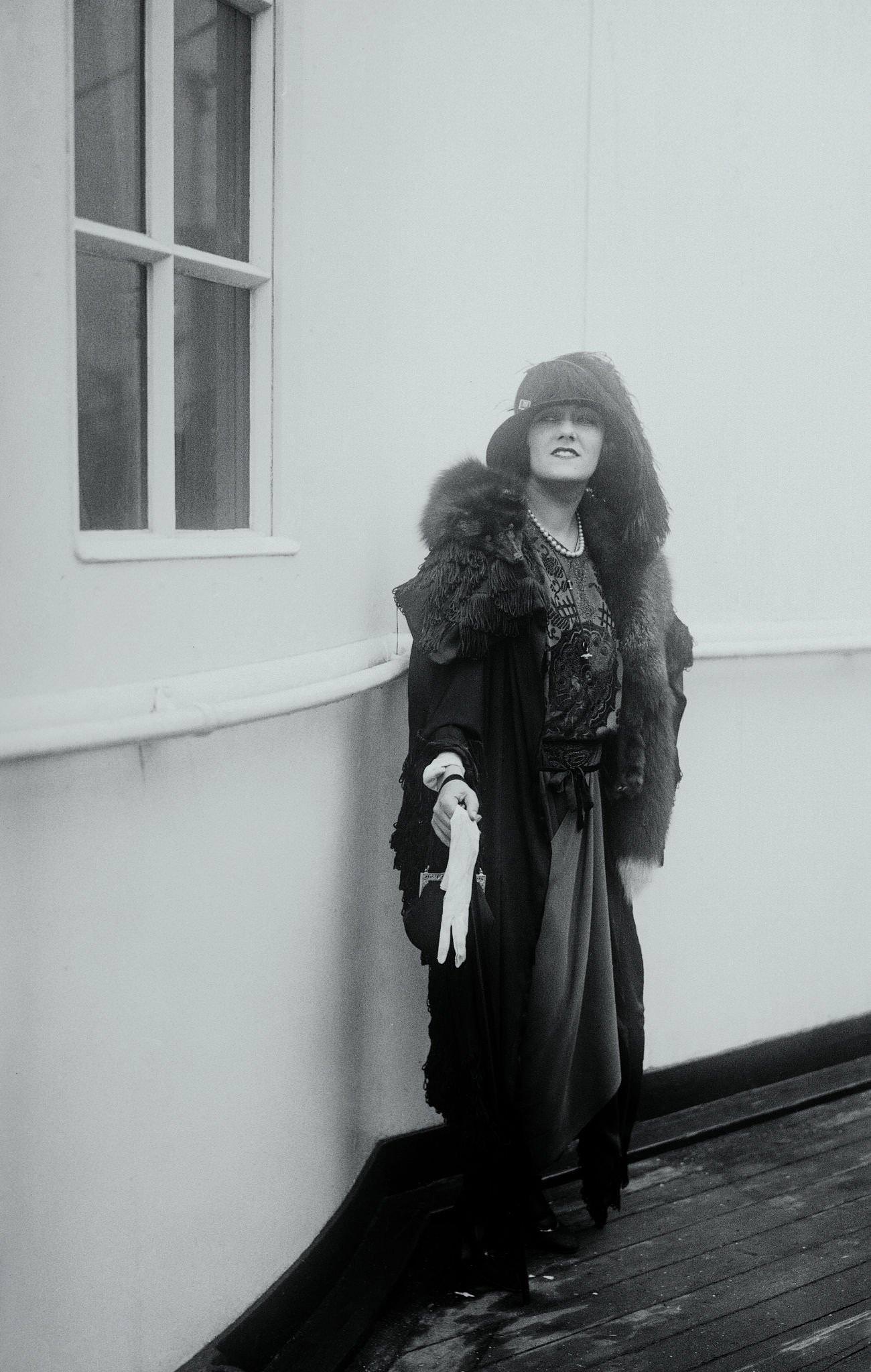 Gloria Swanson Returning From A Vacation, 1922.