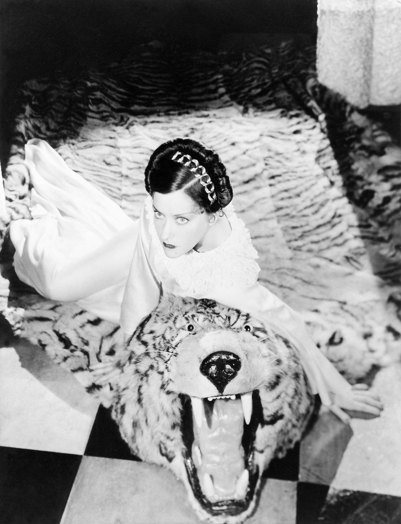 Gloria Swanson In A Film Scene, 1926.