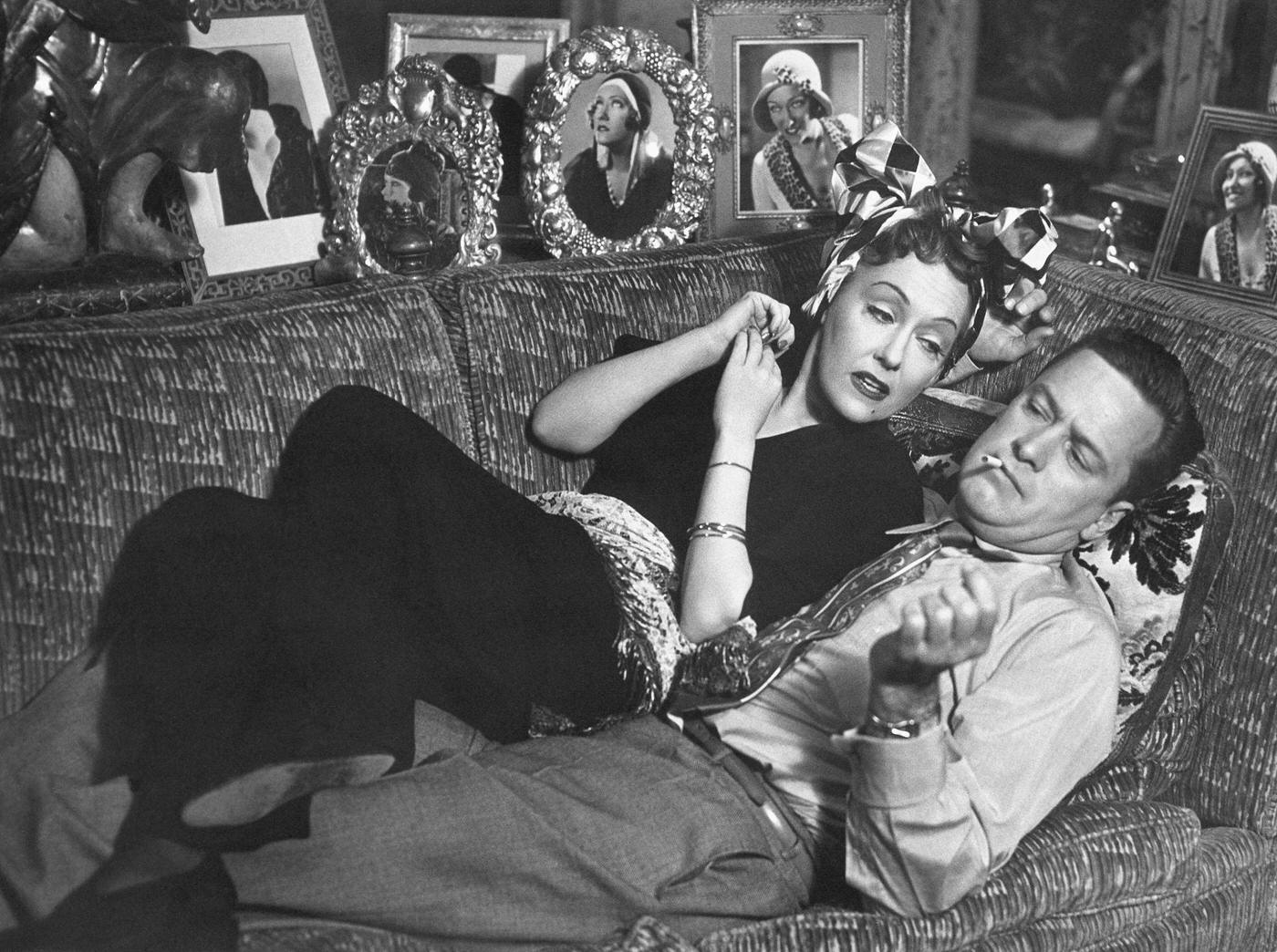 Gloria Swanson As Norma Desmond And William Holden As Joe Gillis In &Amp;Quot;Sunset Boulevard,&Amp;Quot; 1950.