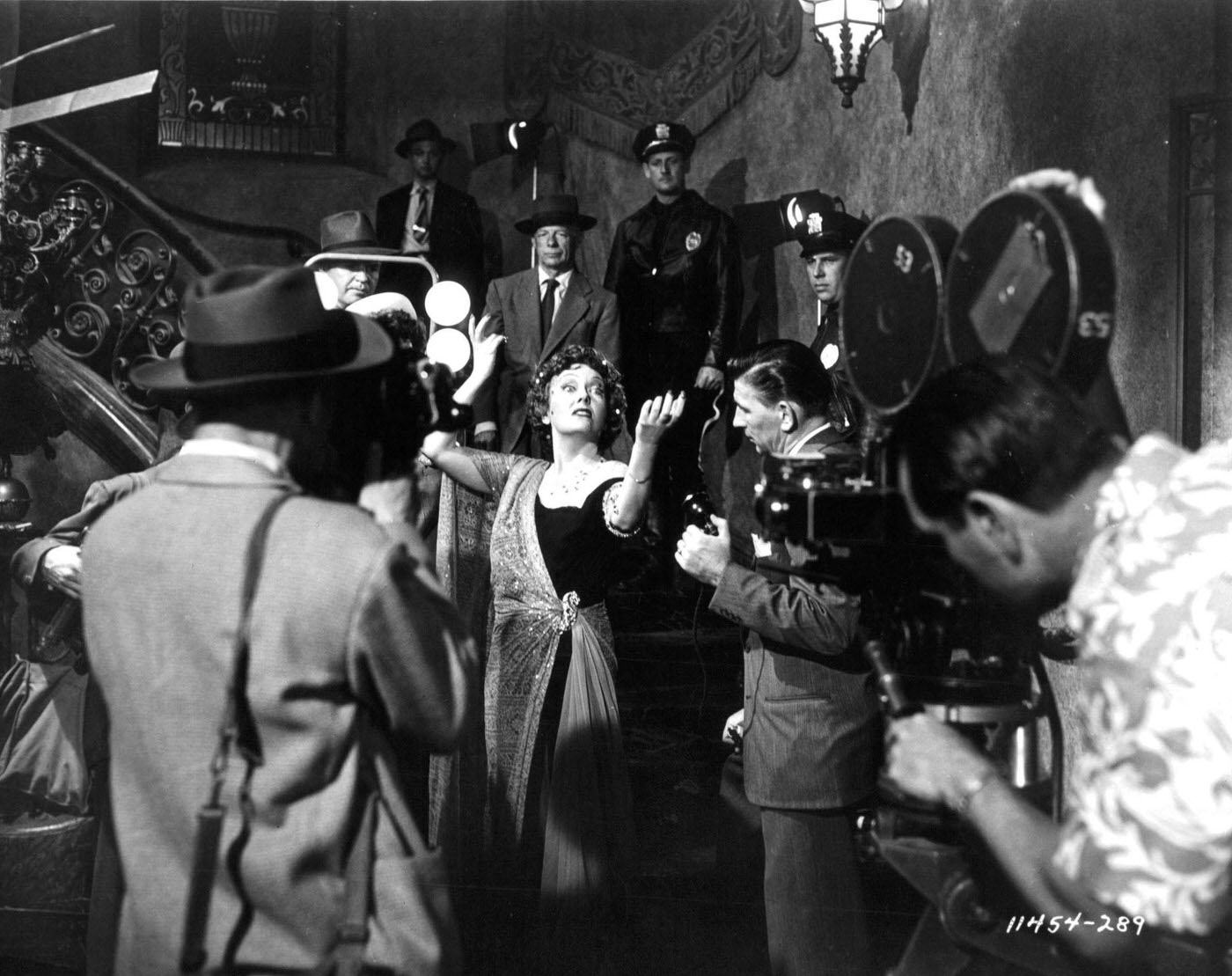 Gloria Swanson Interviewed By The Press In &Amp;Quot;Sunset Blvd.,&Amp;Quot; 1950.