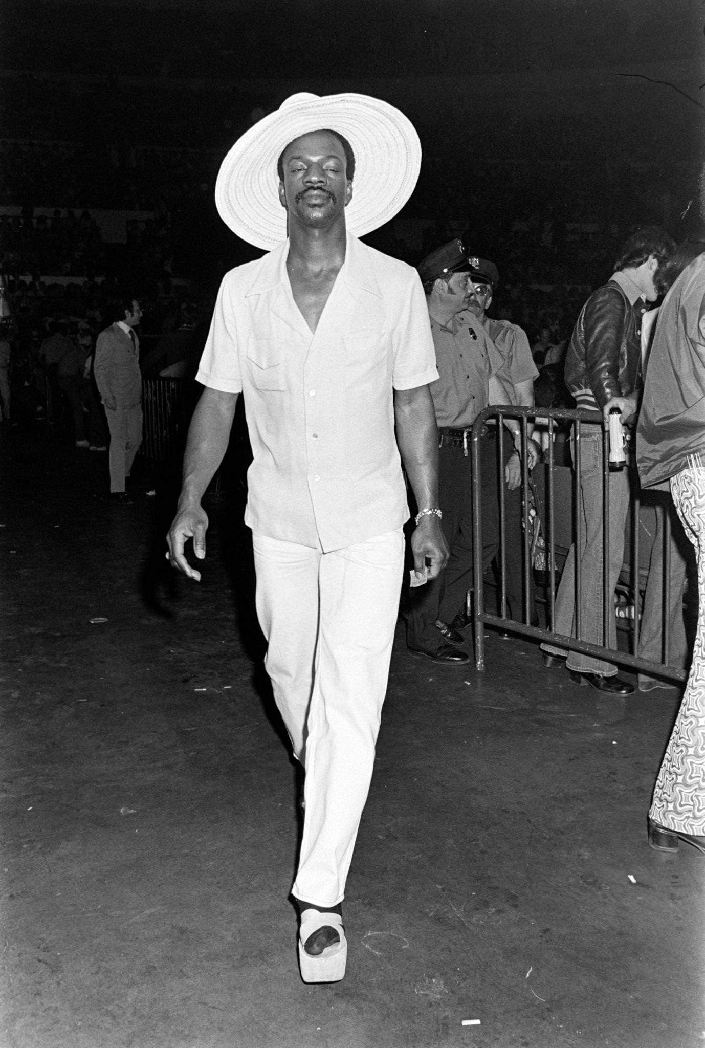 Enthusiastic Fans Gather For Sly Stone'S Concert And Wedding, 1974