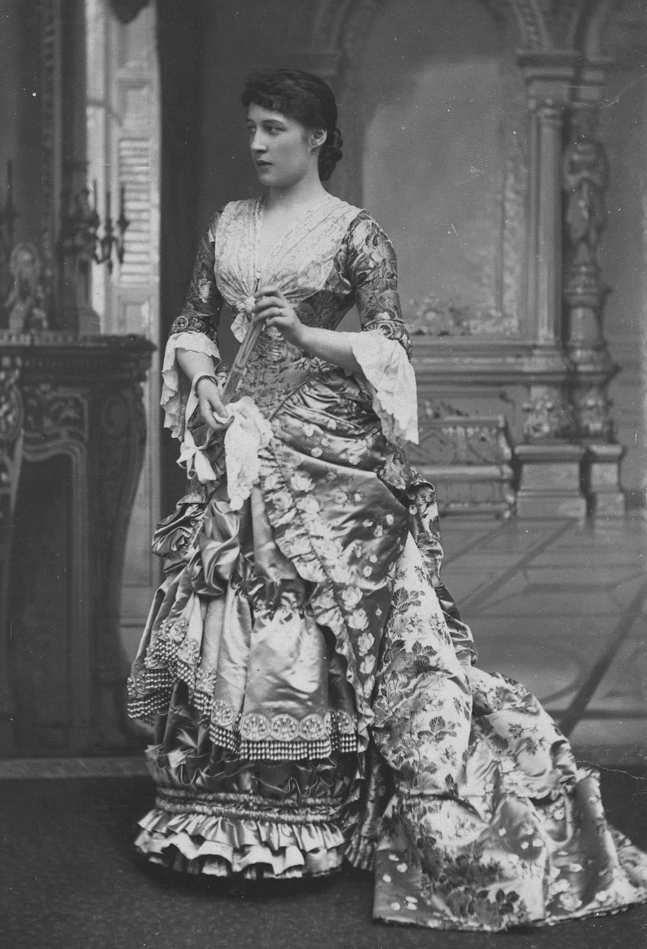 Lillie Langtry, Known For Shakespearean Roles, 1881.