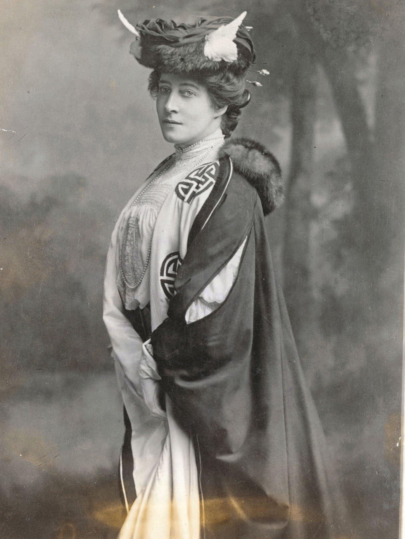 Lillie Langtry, An Iconic English Actress, In A Vintage Photo.