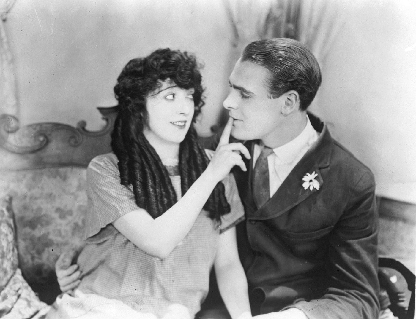 Mabel Normand And Ralph Graves In 'The Extra Girl,' 1923.