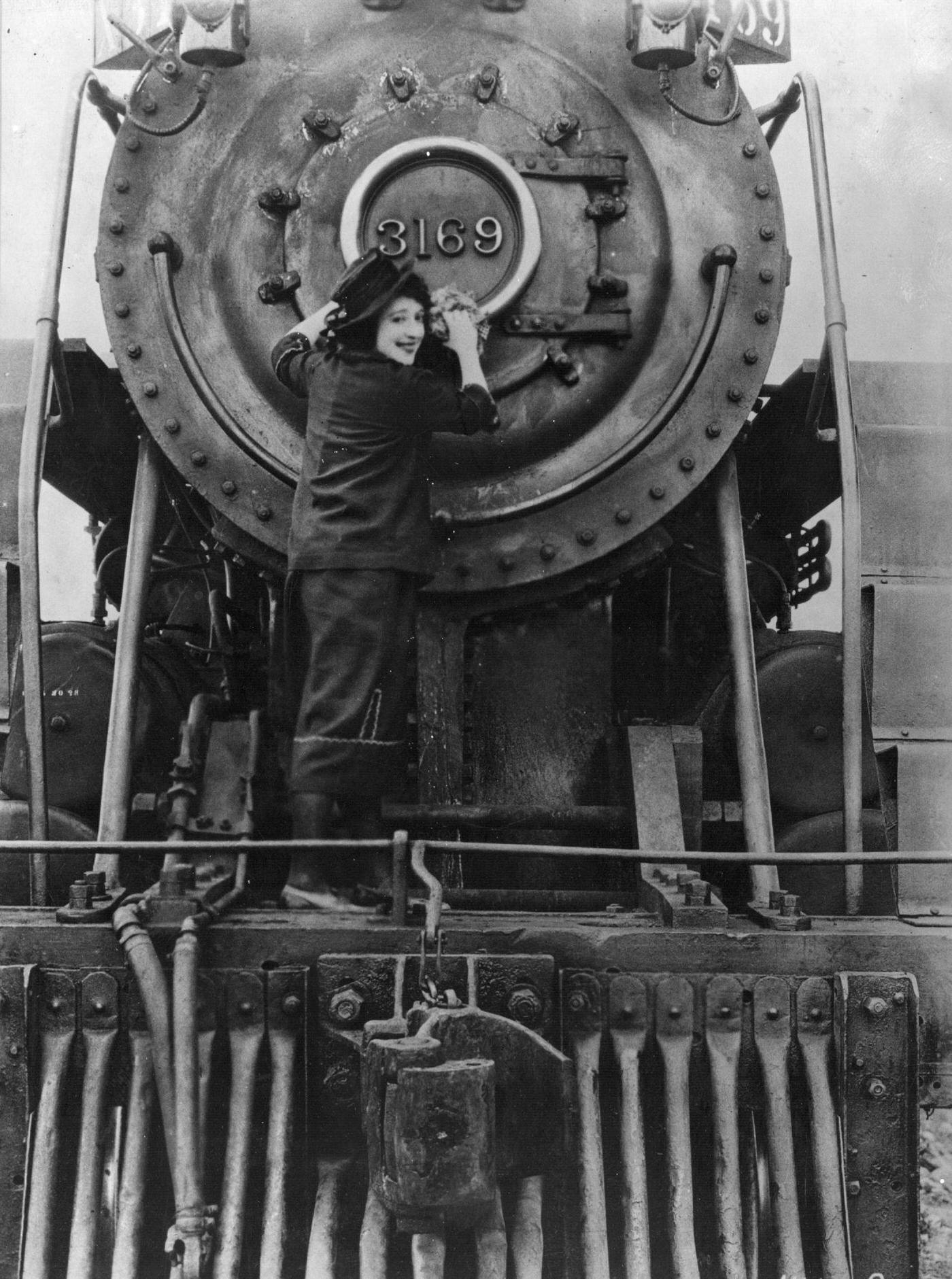 Mabel Normand Stands At The Front Of A Railway Engine In 'The Extra Girl,' 1923.