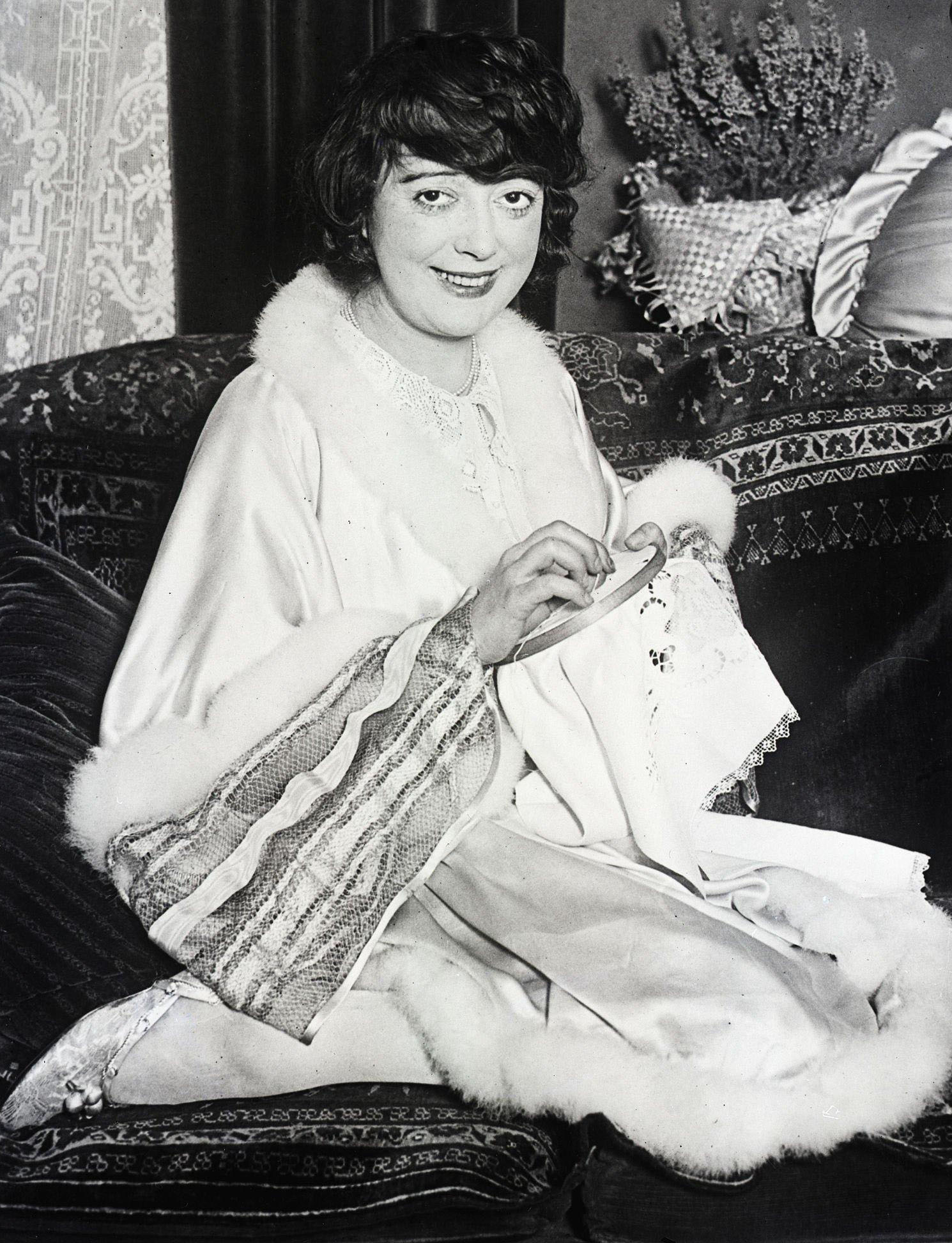 Mabel Normand Sewing Craftwork, 1925.