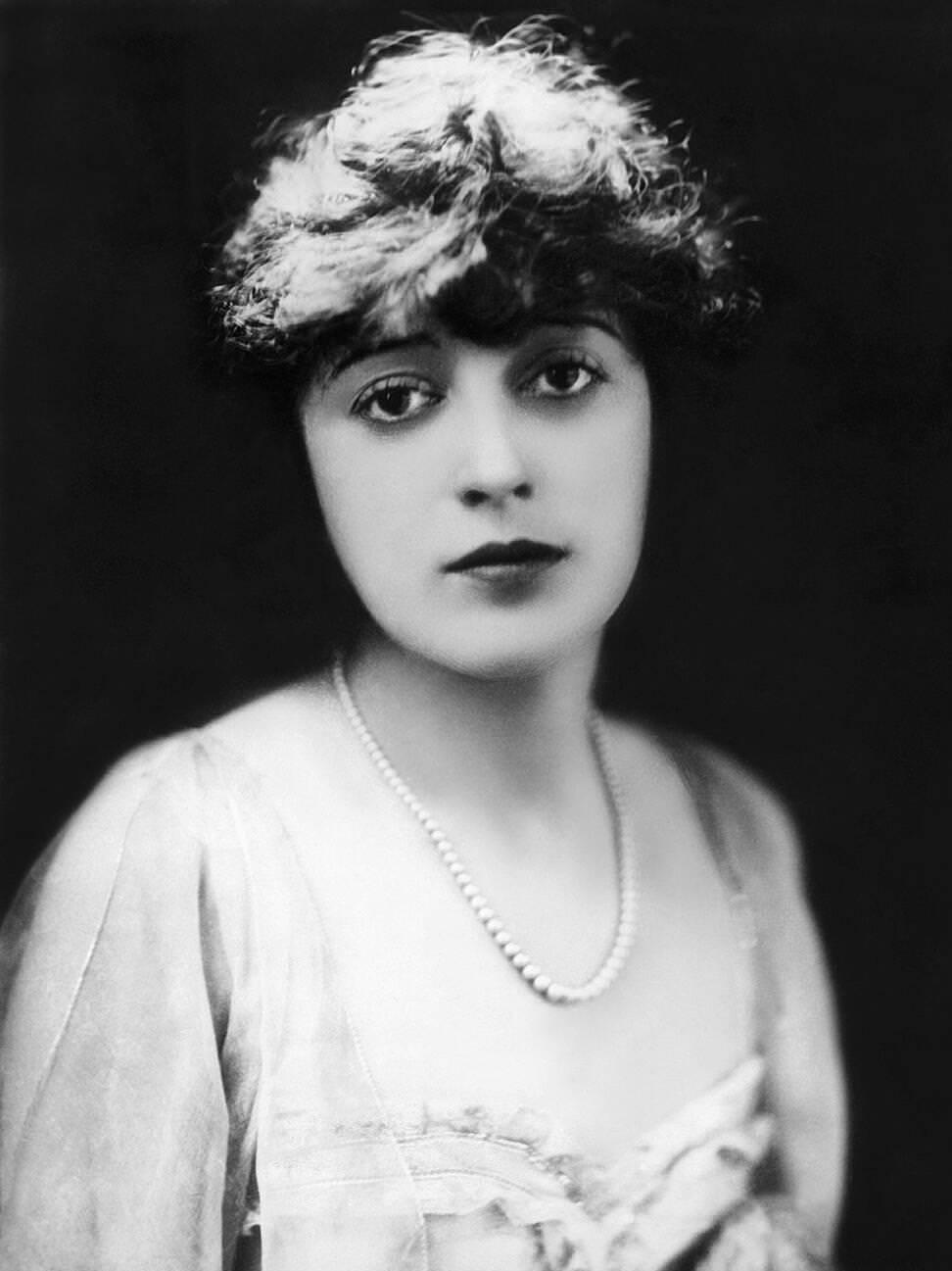 Mabel Normand, 1922.