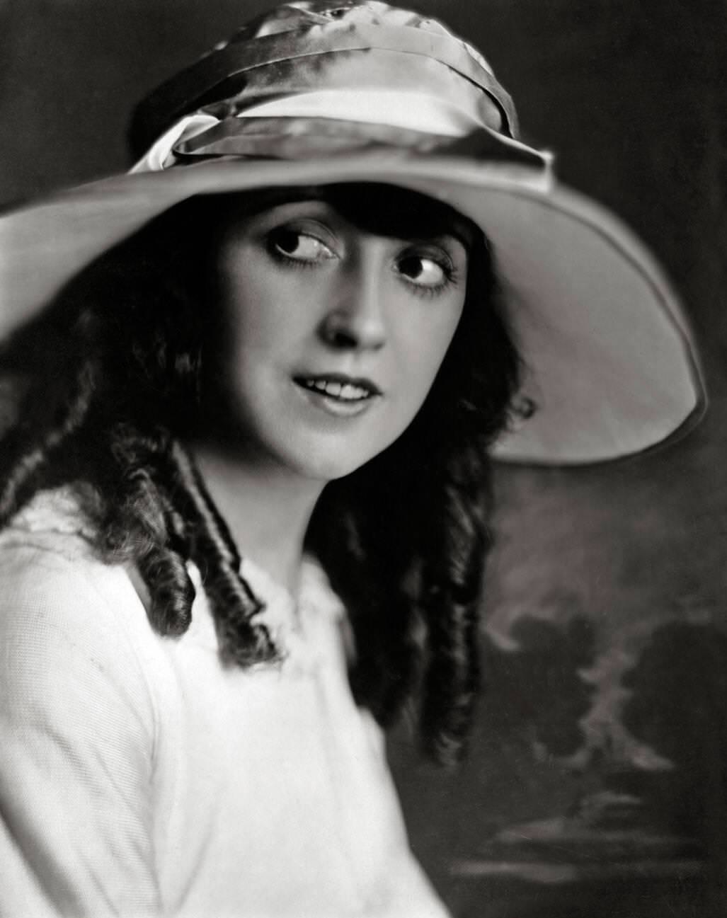 Mabel Normand, 1918.
