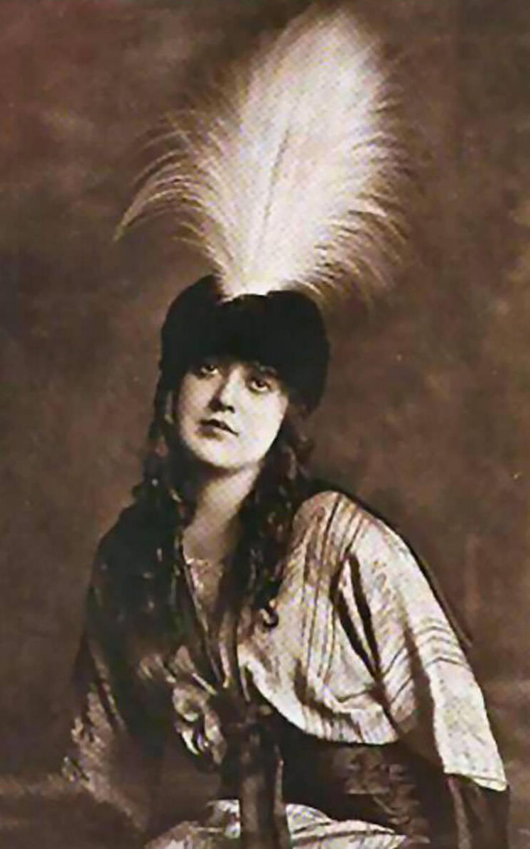 Mabel Normand, 1913.