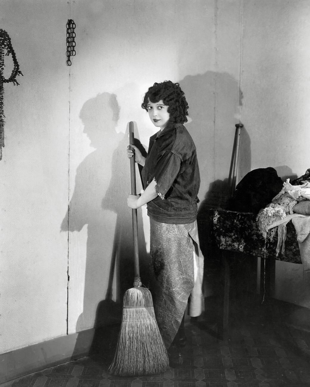 Mabel Normand In &Amp;Quot;Raggedy Rose,&Amp;Quot; 1926.