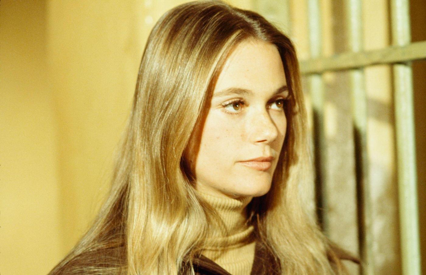 Peggy Lipton: The Quintessential Flower Child and Icon of the '60s and '70s