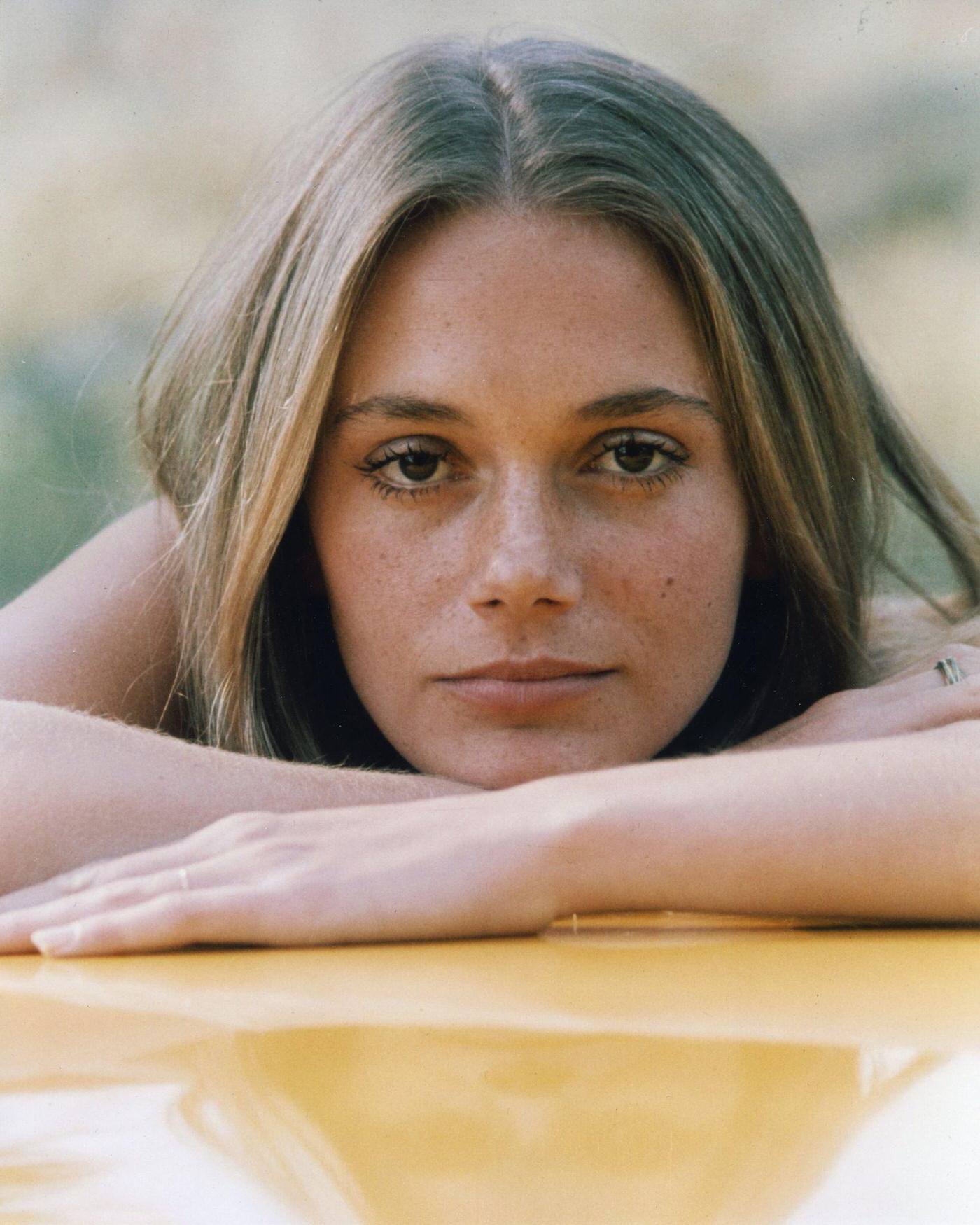 Peggy Lipton Poses For A Portrait Session In Circa 1967, Los Angeles, Ca.