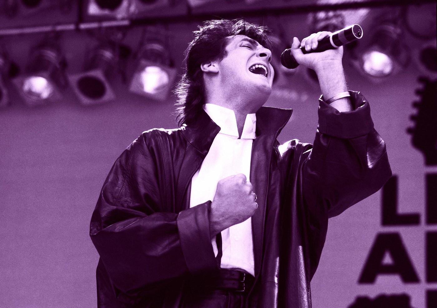 Tony Hadley And Spandau Ballet; Tony Hadley Performing Live On Stage, 1980.