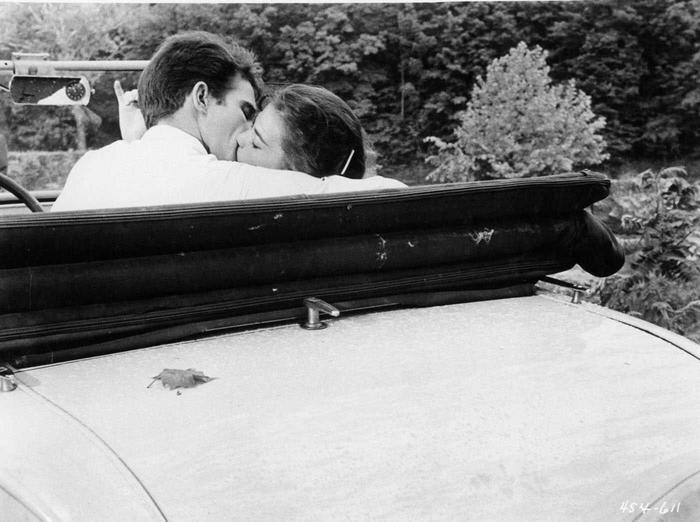 Warren Beatty Making Out With Natalie Wood In &Amp;Quot;Splendor In The Grass&Amp;Quot;, 1961.