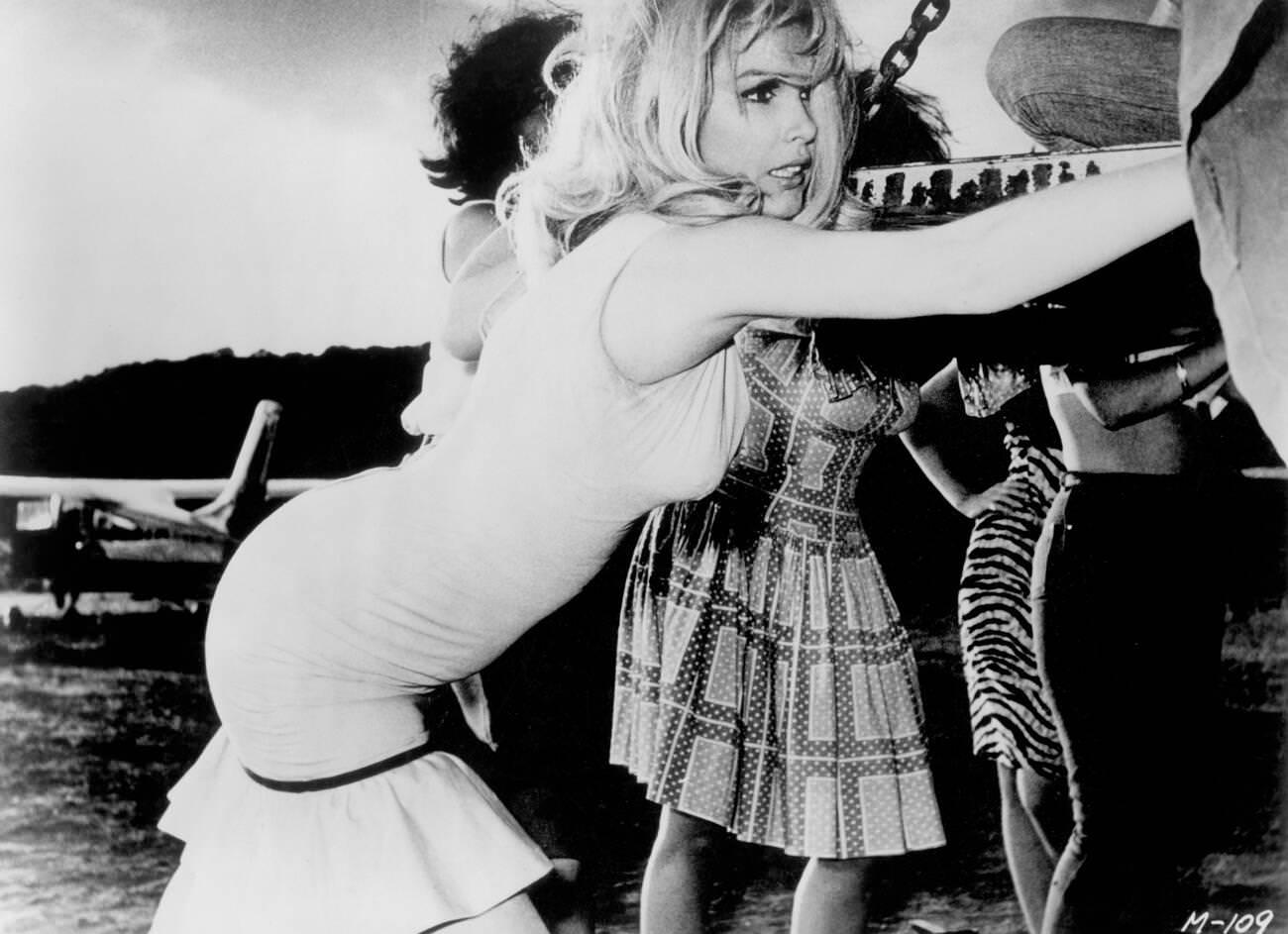 Stella Stevens On The Set Of The Film 'Rage', 1966.