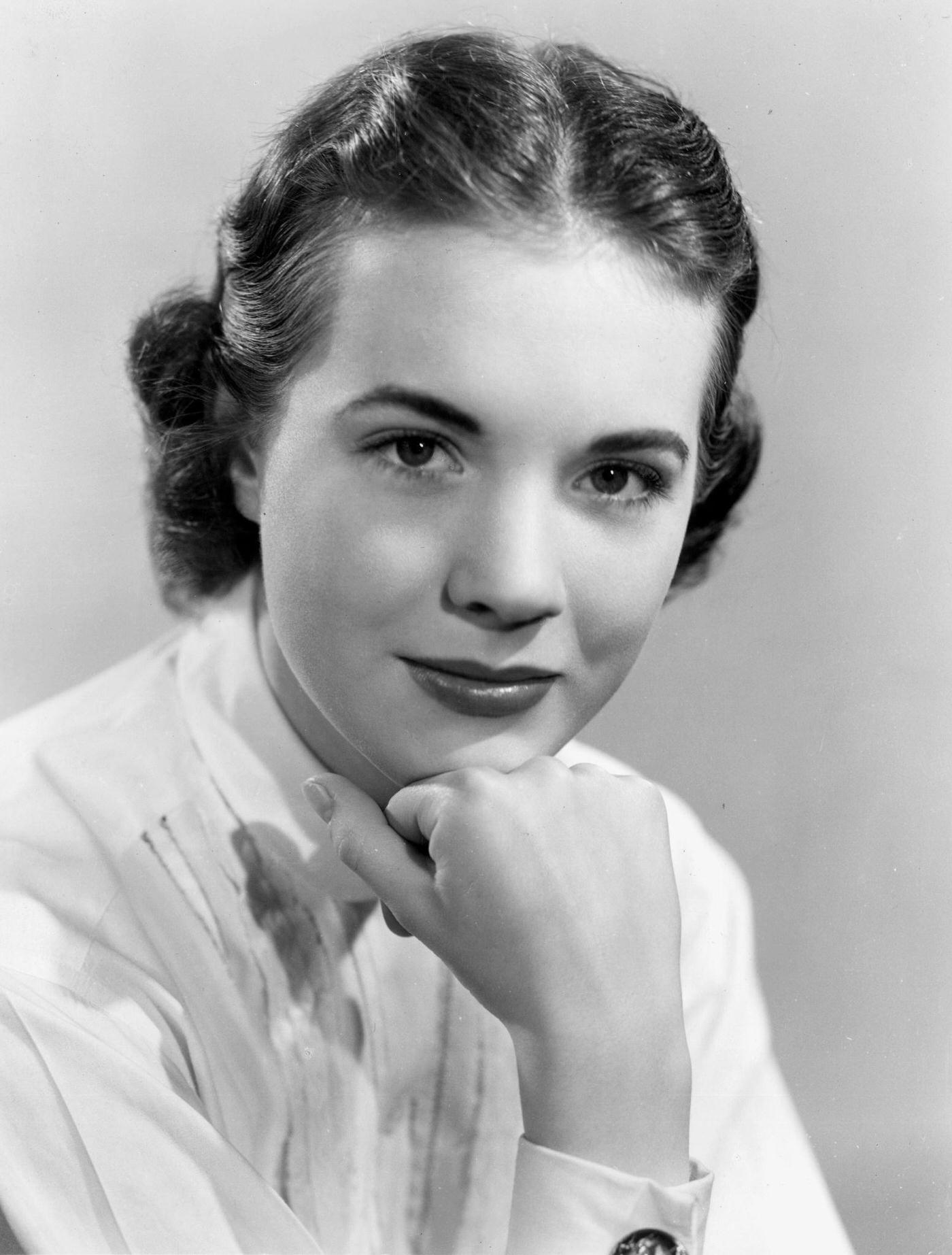 Young Julie Andrews In A Studio Portrait, 1955.