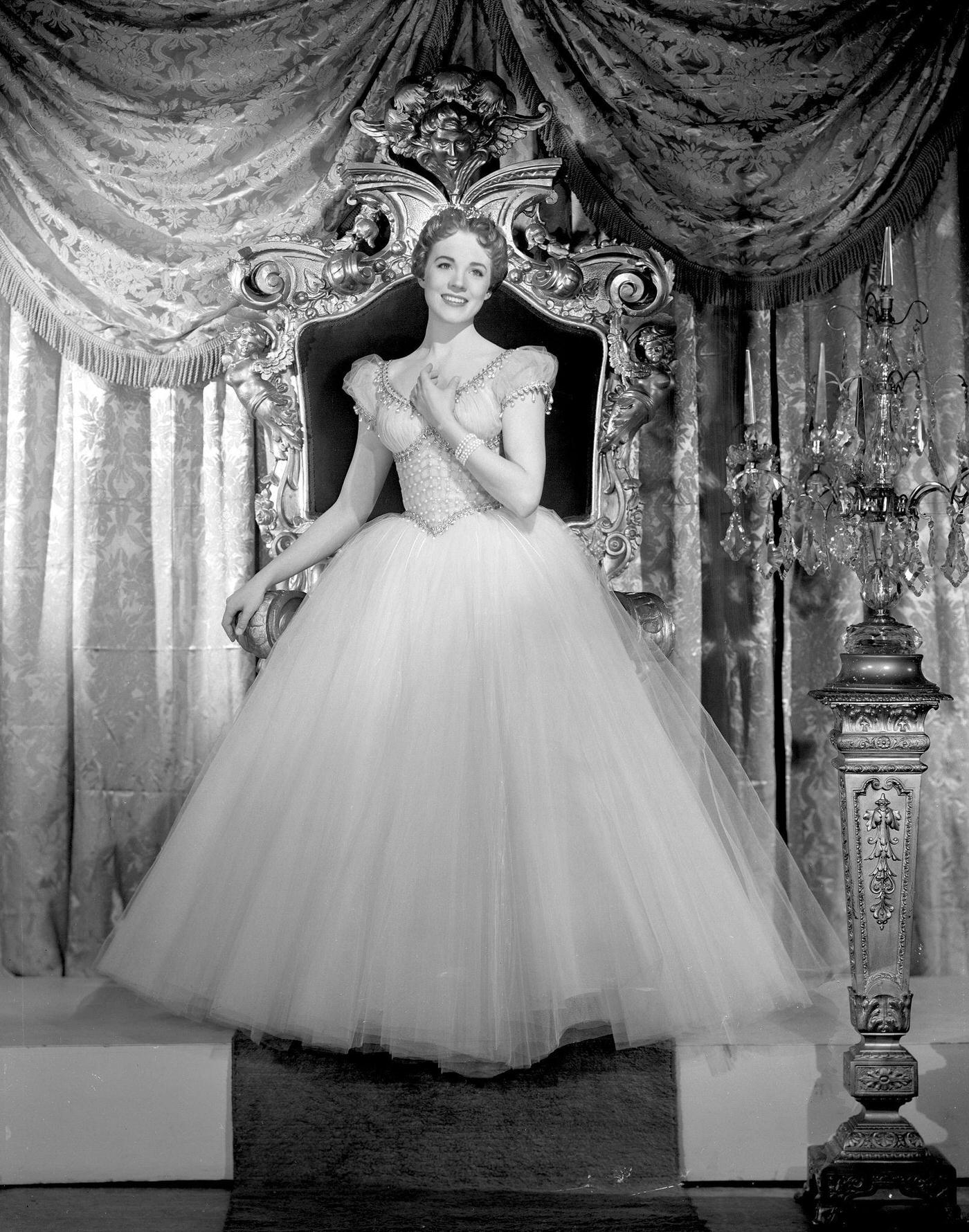 Julie Andrews For Cbs Television Presentation Of 'Cinderella', 1957.