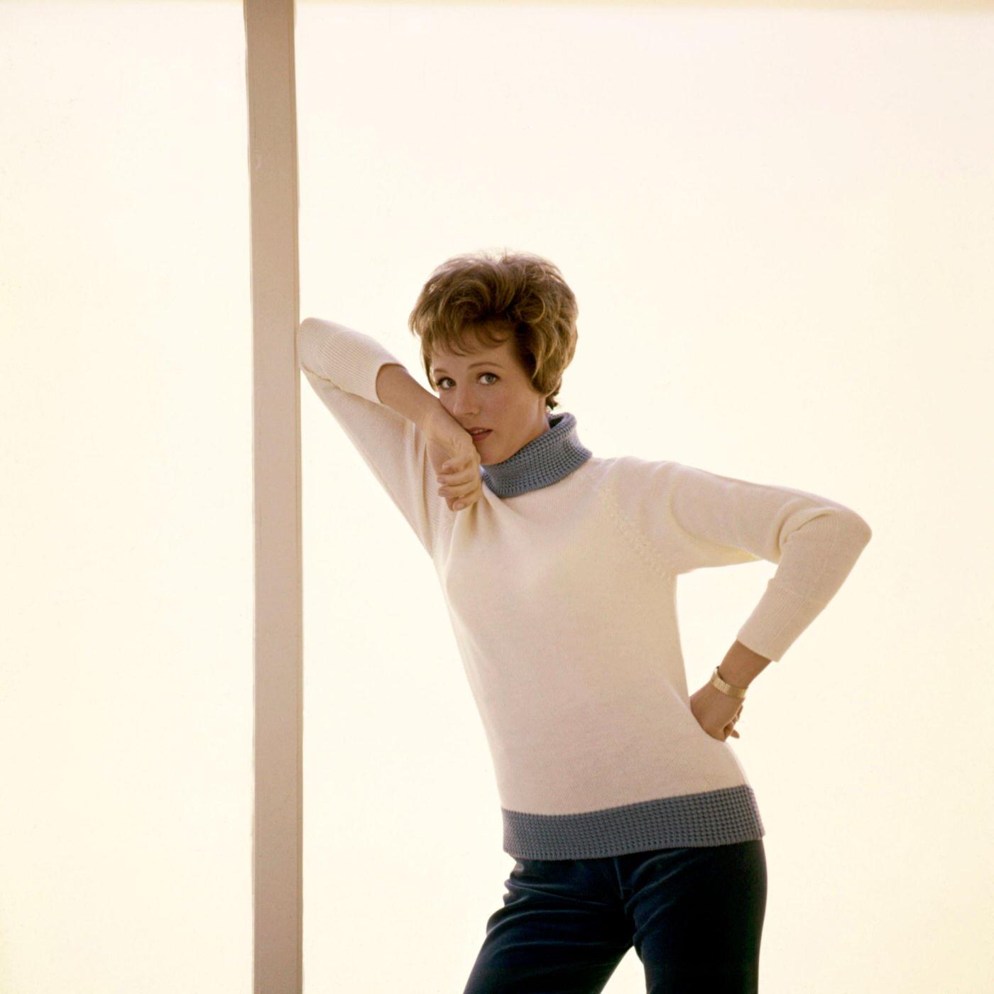 Julie Andrews In A Photo Shoot, Mid-1960S.