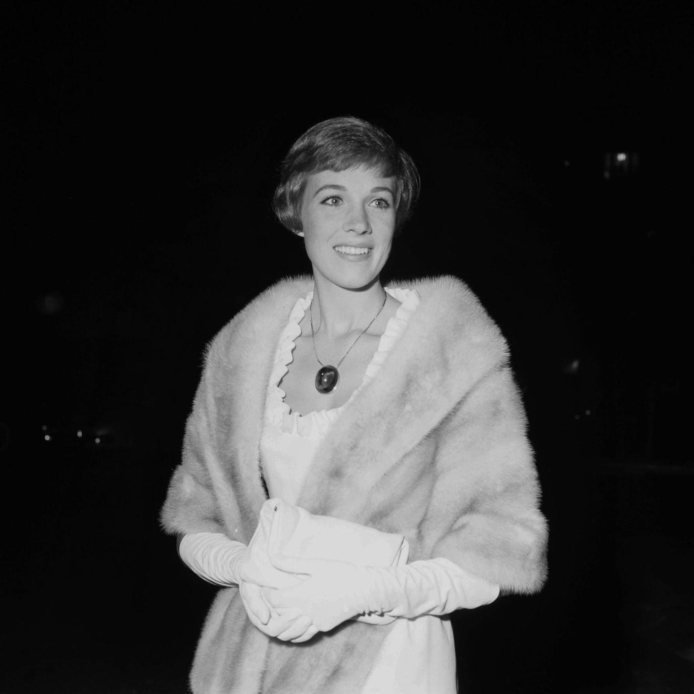 Julie Andrews Attending A Premiere In Los Angeles, 1962.