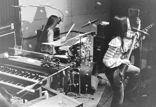 Fanny On The Stage: Pioneering All-Female Rock Band Of The 1970S