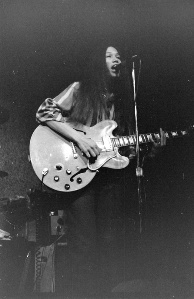 Fanny On The Stage: Pioneering All-Female Rock Band Of The 1970S
