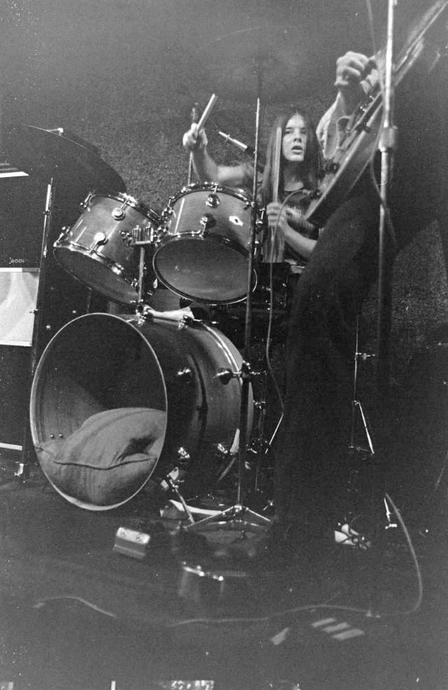Fanny On The Stage: Pioneering All-Female Rock Band Of The 1970S
