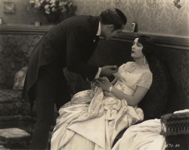 Vintage Romance Through 'Loves Of An Actress,' A 1928 Silent Film Classic That Shouldn'T Be Overlooked