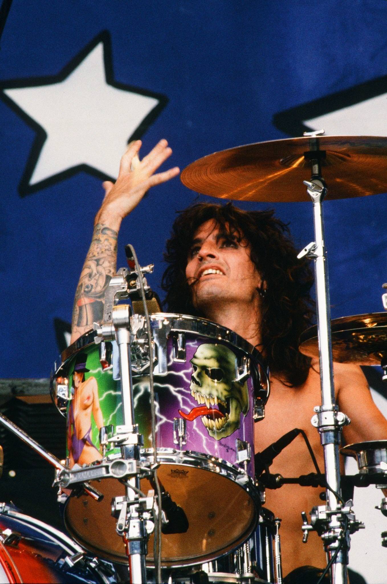 Tommy Lee Of Motley Crue Performing At The Moscow Music Peace Festival 1989