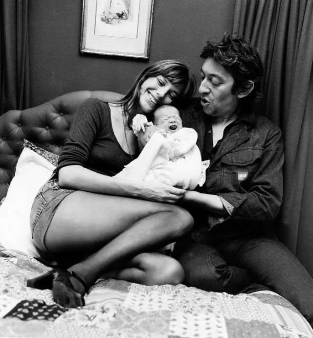 Serge Gainsbourg And Jane Birkin With Their Daughter Charlotte Gainsbourg In London, 1971