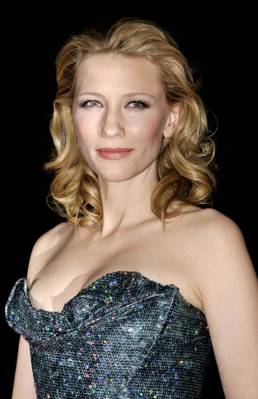 Cate Blanchett At The Uk Film Premiere Of 'Elizabeth: The Golden Age' At The 2007 London Film Festival, Odeon Leicester Square.