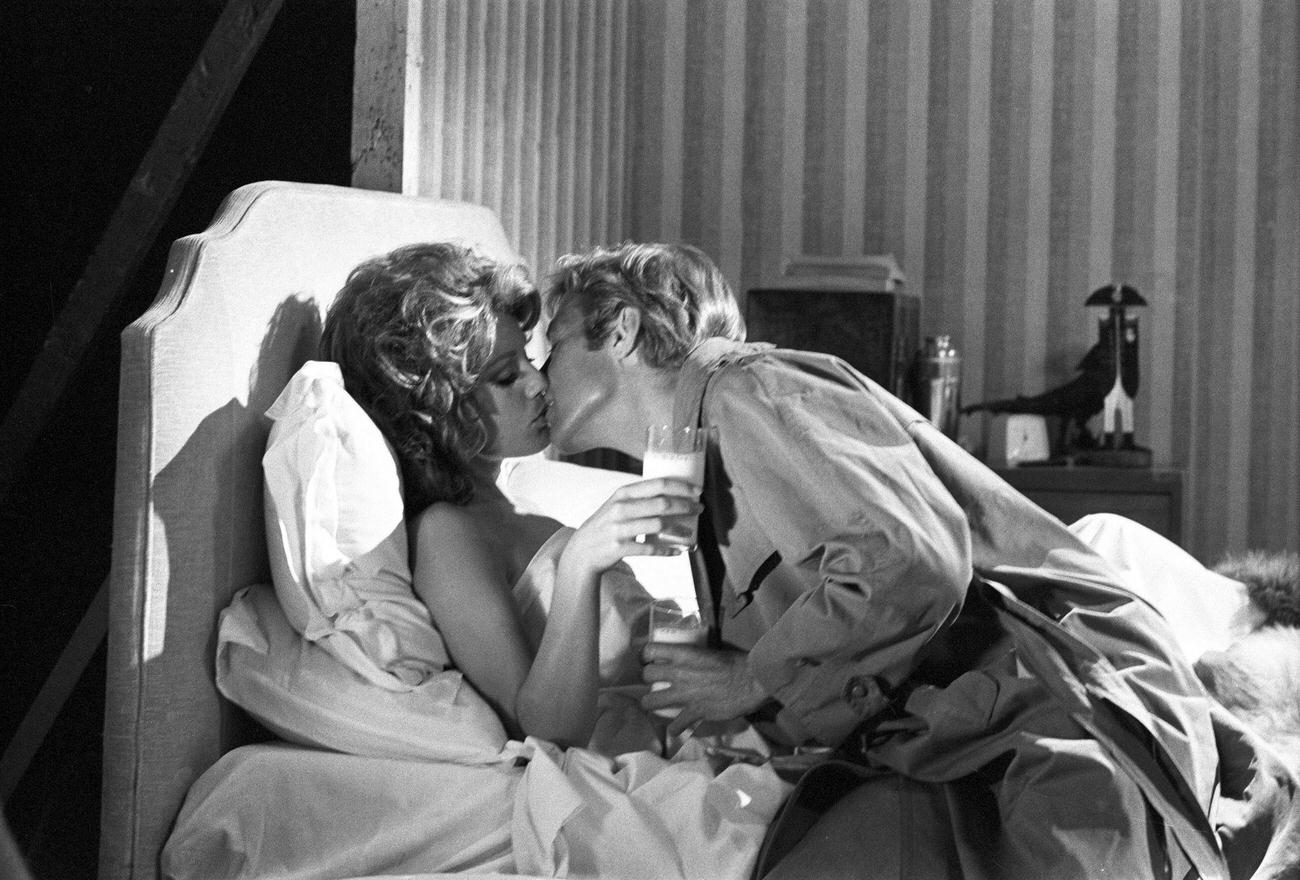 Catherine Spaak And James Franciscus In 'The Cat O' Nine Tails', 1971.