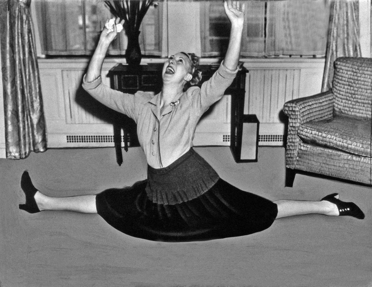 Charlotte Greenwood Demonstrates Her Agility At Nearly 50 Years Old, New York, 1940.