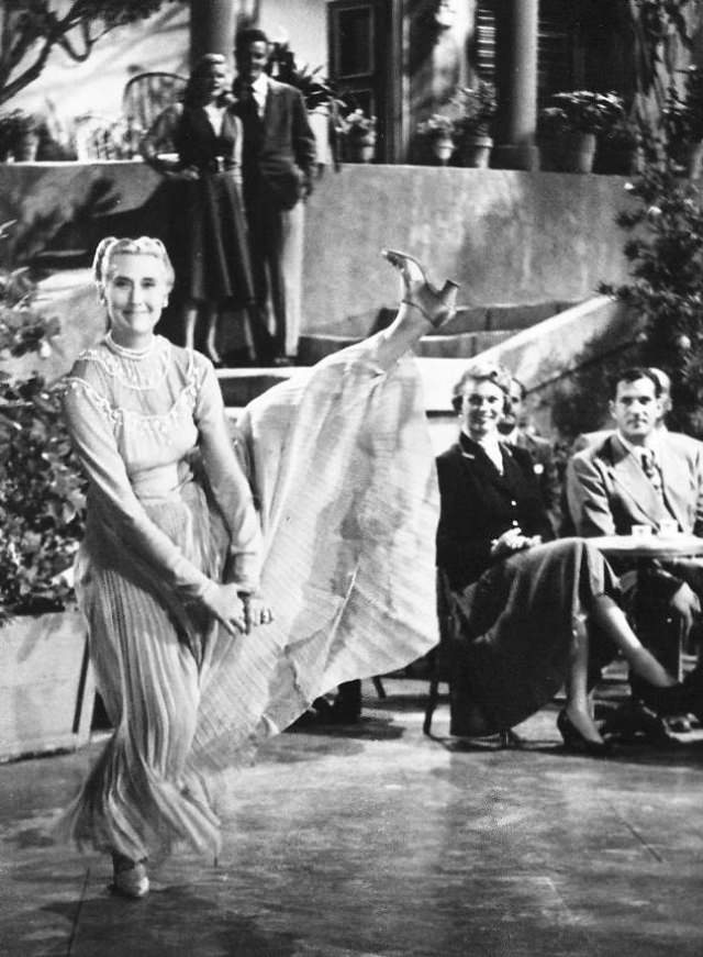 Charlotte Greenwood'S High Kick: A Snapshot Of Hollywood Elegance