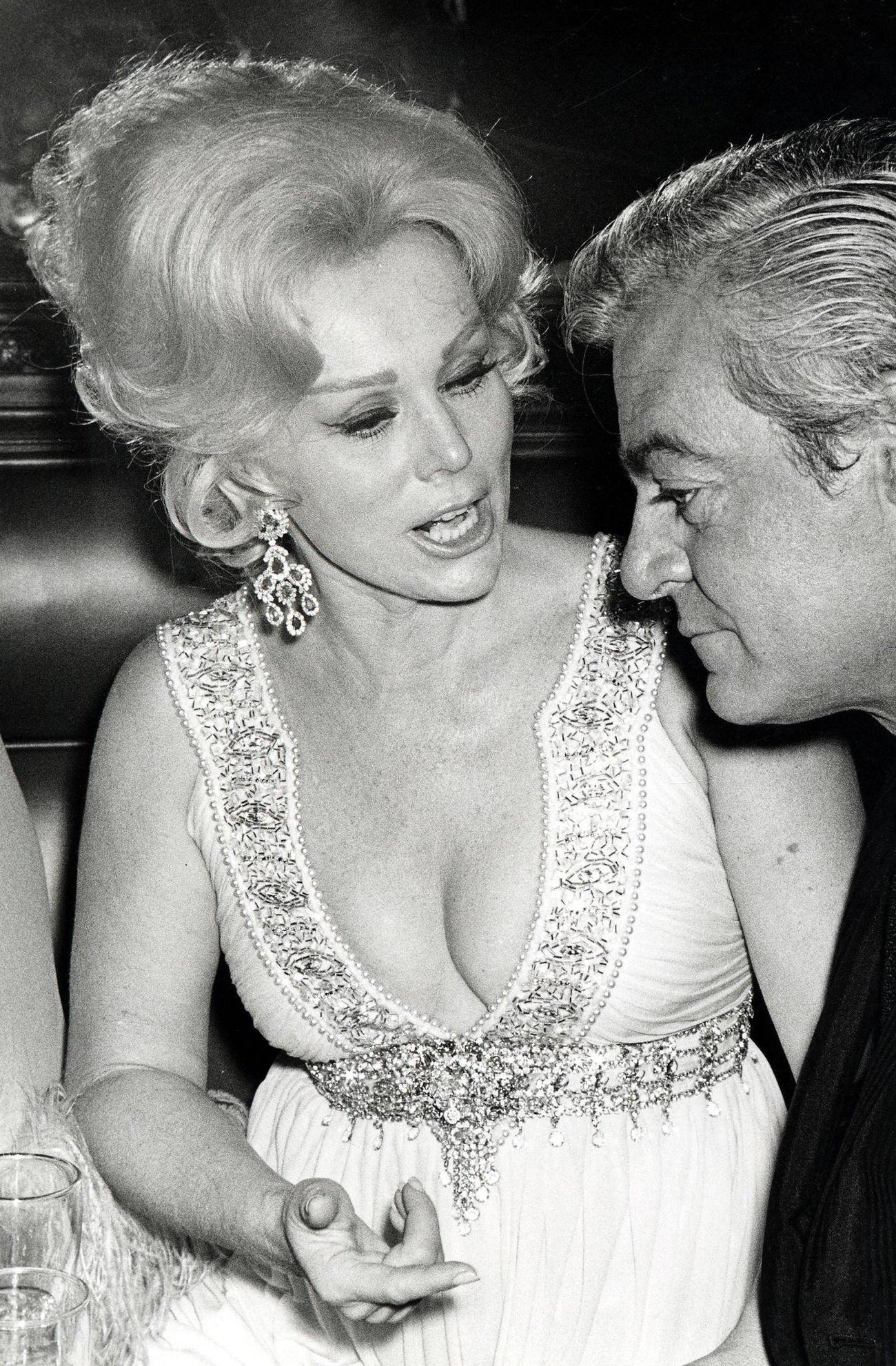 20 Hottest Eva Gabor Photos that Spotlight Her Striking Beauty and