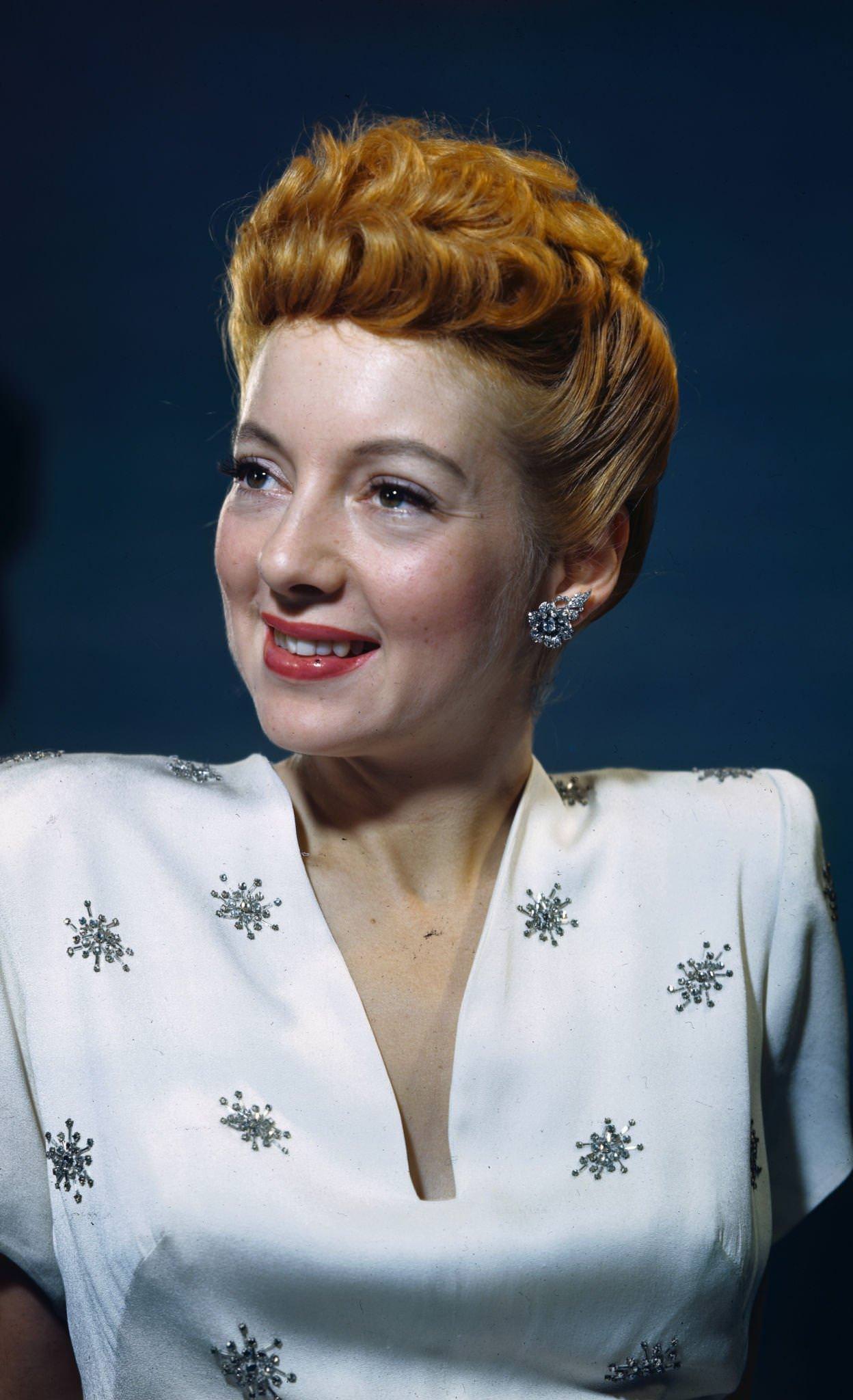Evelyn Keyes Posing For A Portrait, Date Unspecified.