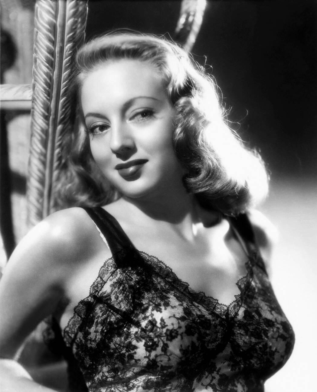 Evelyn Keyes, 1955.